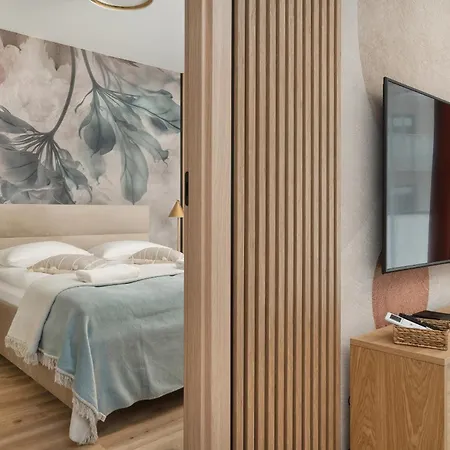 Central Park Z Balkonem I Parkingiem By Renters Prestige *