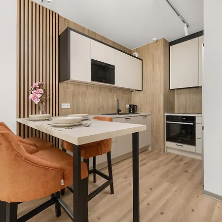 아파트 Central Park Z Balkonem I Parkingiem By Renters Prestige *