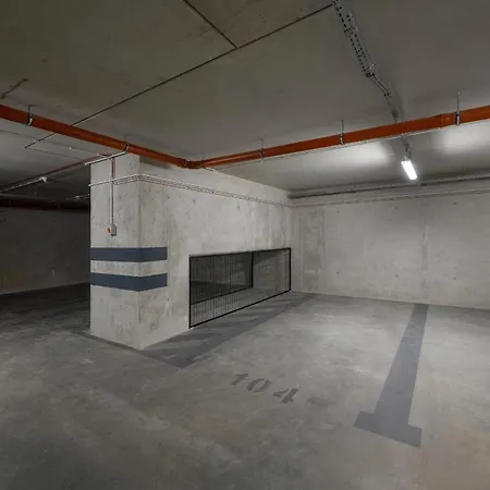 Apartment Central Park Z Balkonem I Parkingiem By Renters Prestige Wroclaw